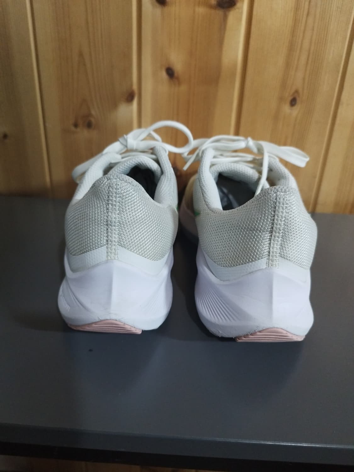 235mm 나이키 줌윈플로8 런닝화  상품이미지8