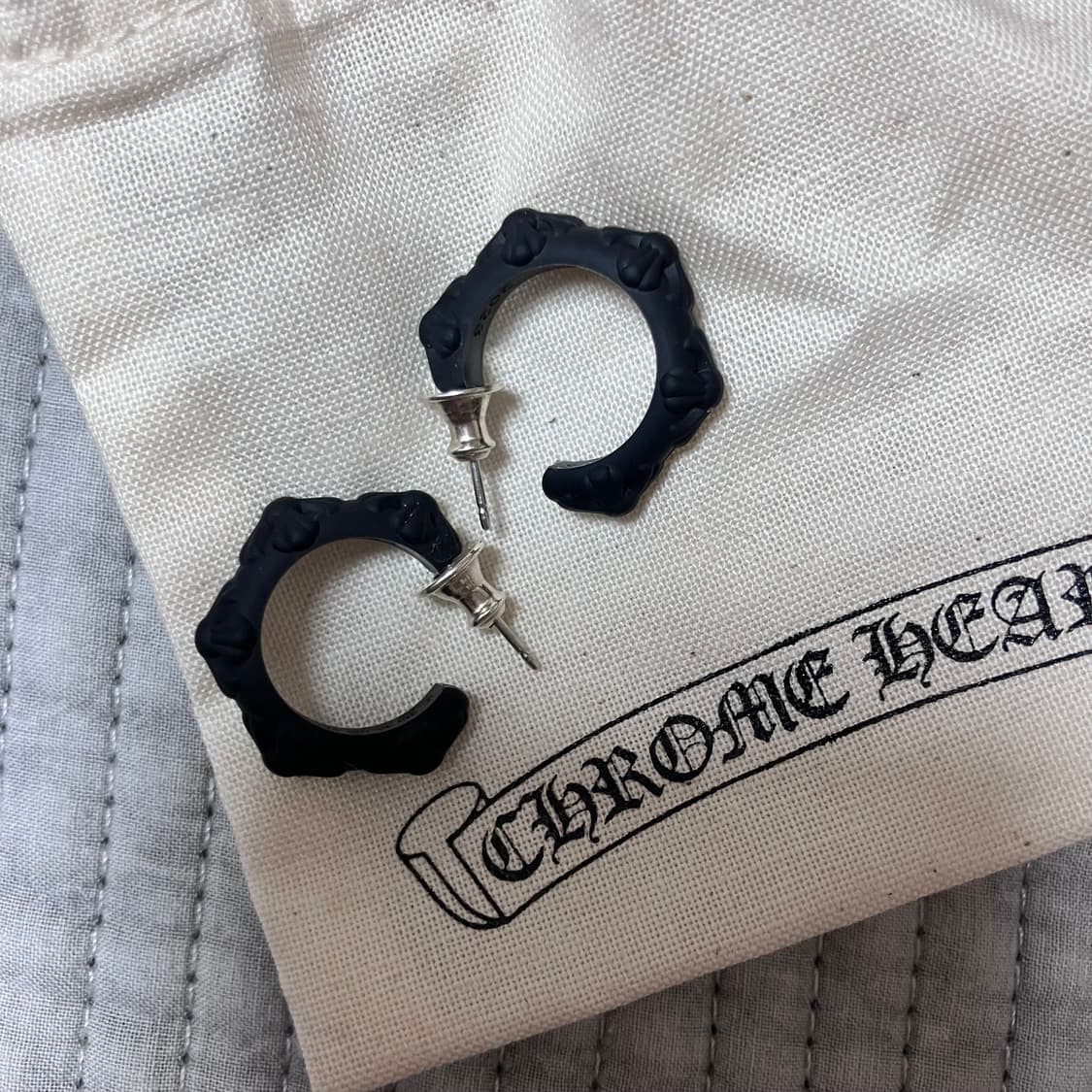 크롬하츠 실리크롬 이어링 2P 상품이미지3