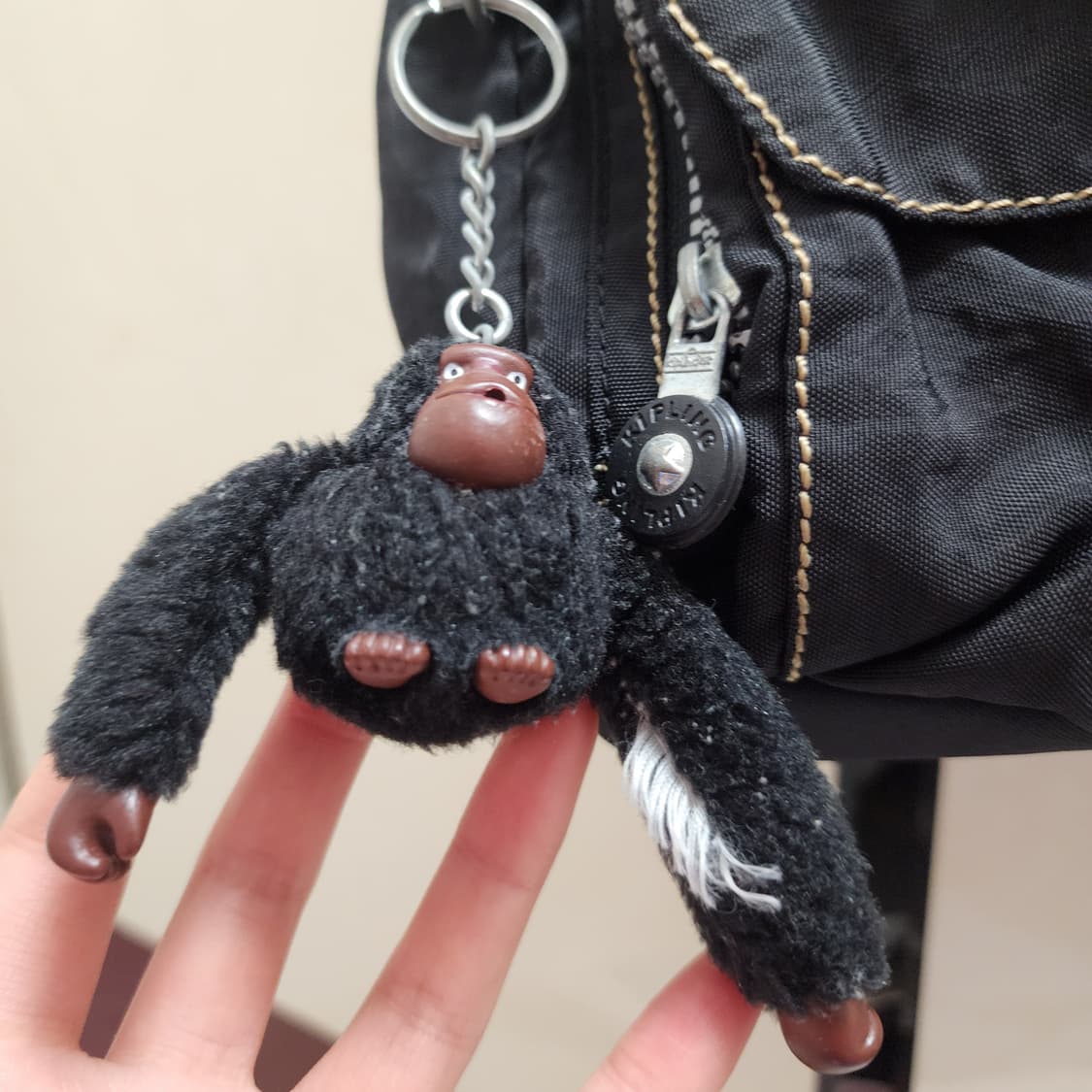 키플링 y2k 투웨이 포켓 숄더백 스티치 토트백 블랙 상품이미지2