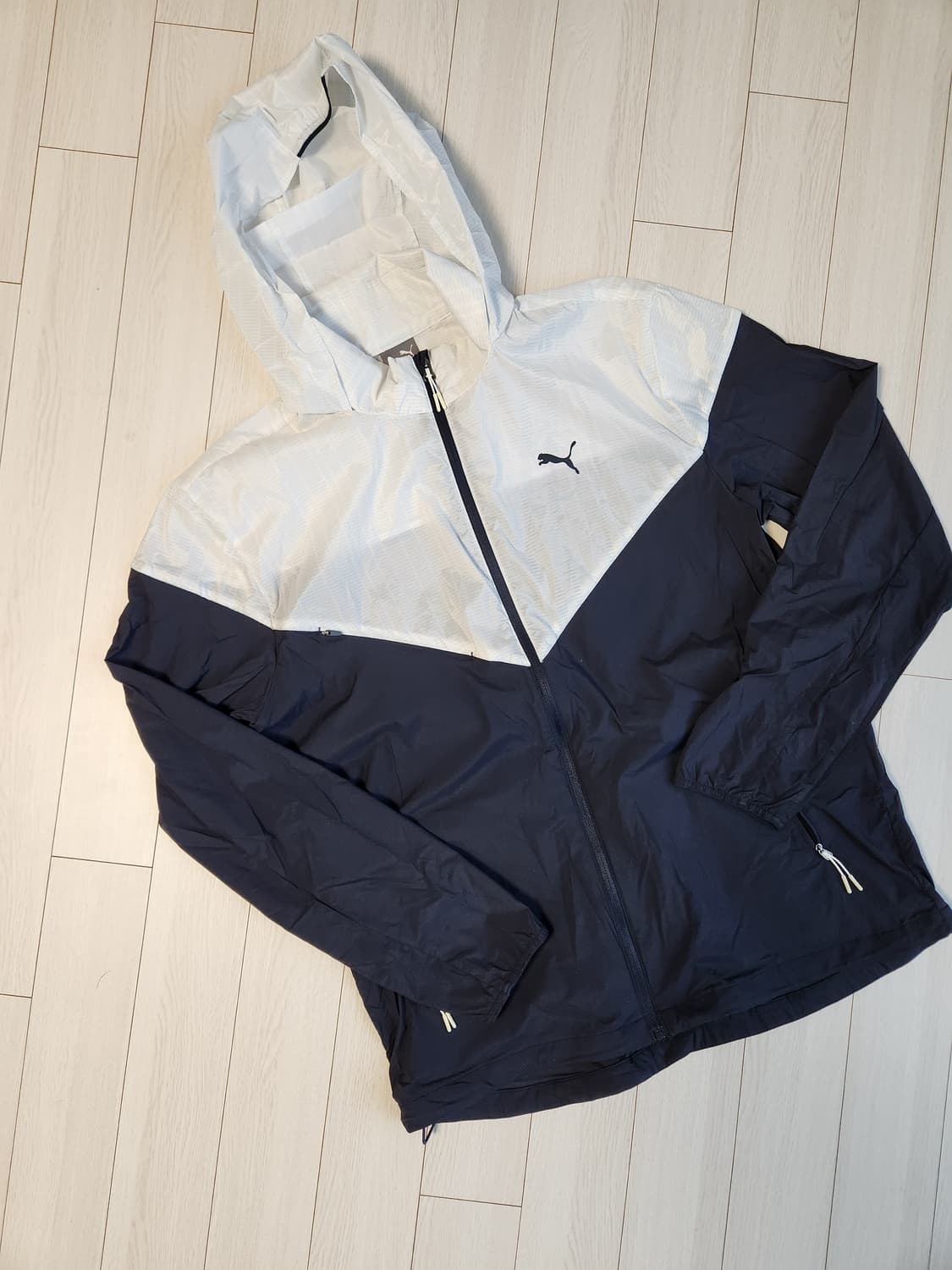 새상품급)푸마 바람막이 사이즈110 상품이미지1