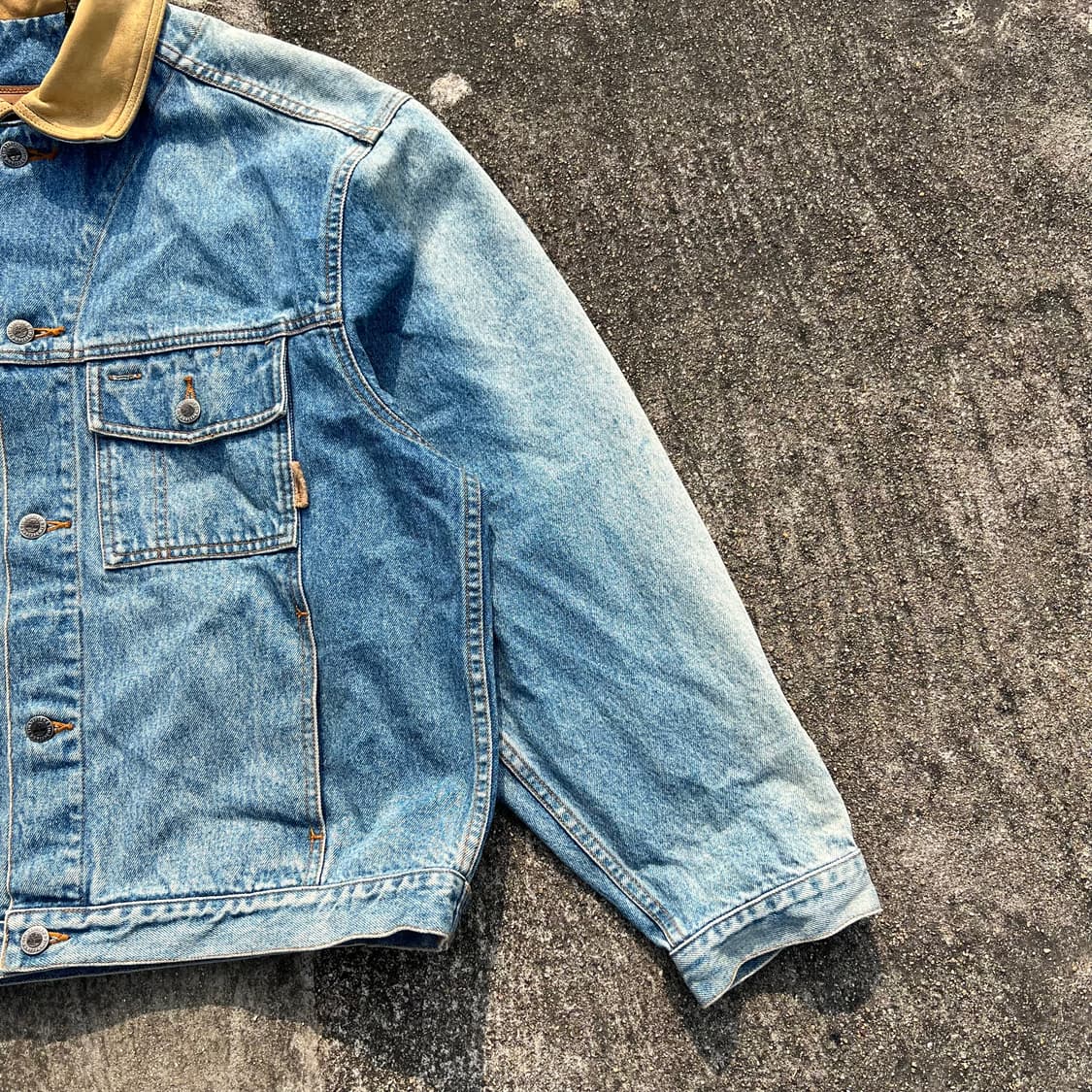 90‘s 팀버랜드 레더 칼라 데님 트러커 자켓 상품이미지4