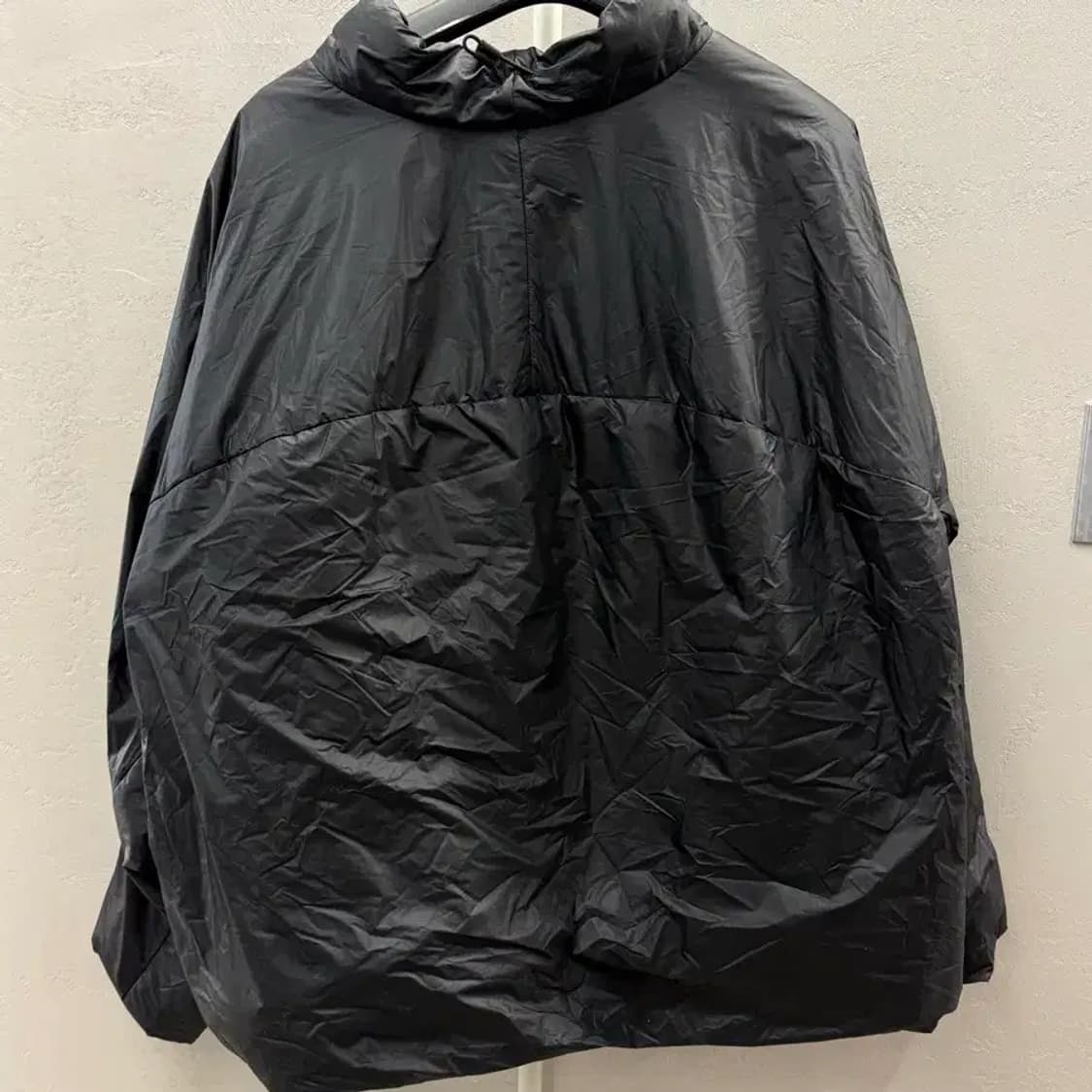 이지 갭 엔지니어드 바이 발렌시아가 모크넥 풀오버 퍼퍼 L 상품이미지7
