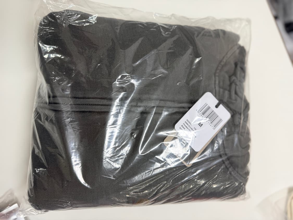 칼하트 WIP 후드 비스타 자켓 블랙 가먼트 다이드  상품이미지3