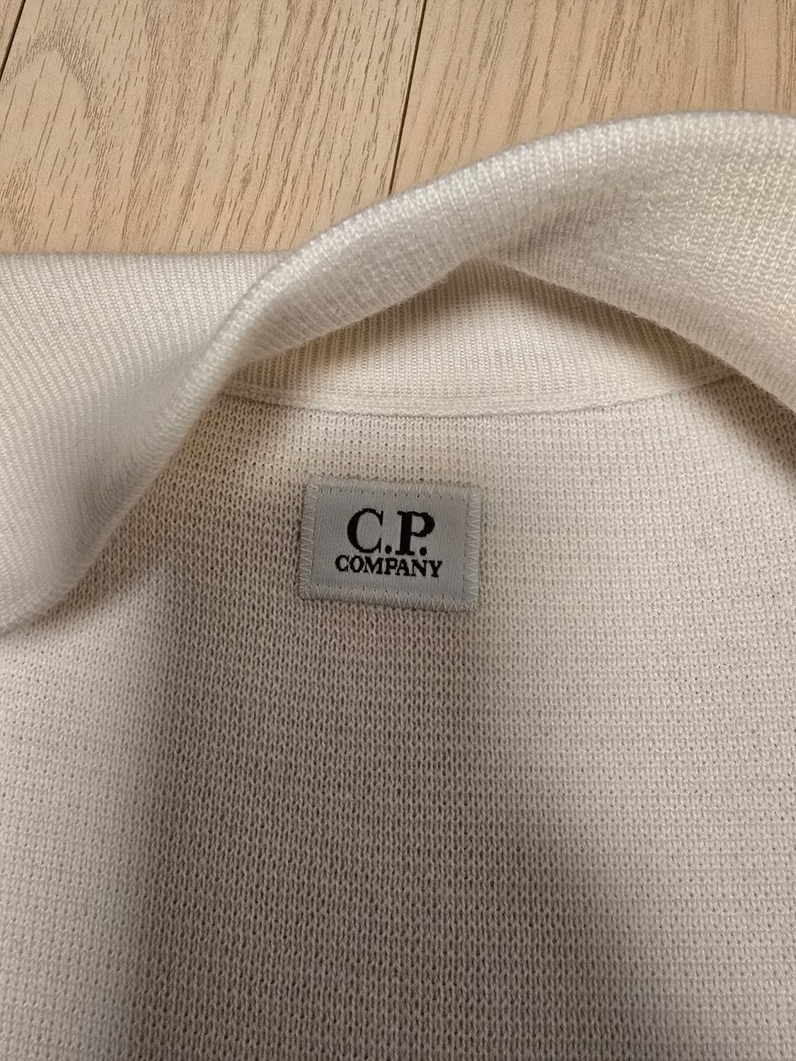 cp컴퍼니 아이보리 울니트집업 L사이즈 상품이미지5