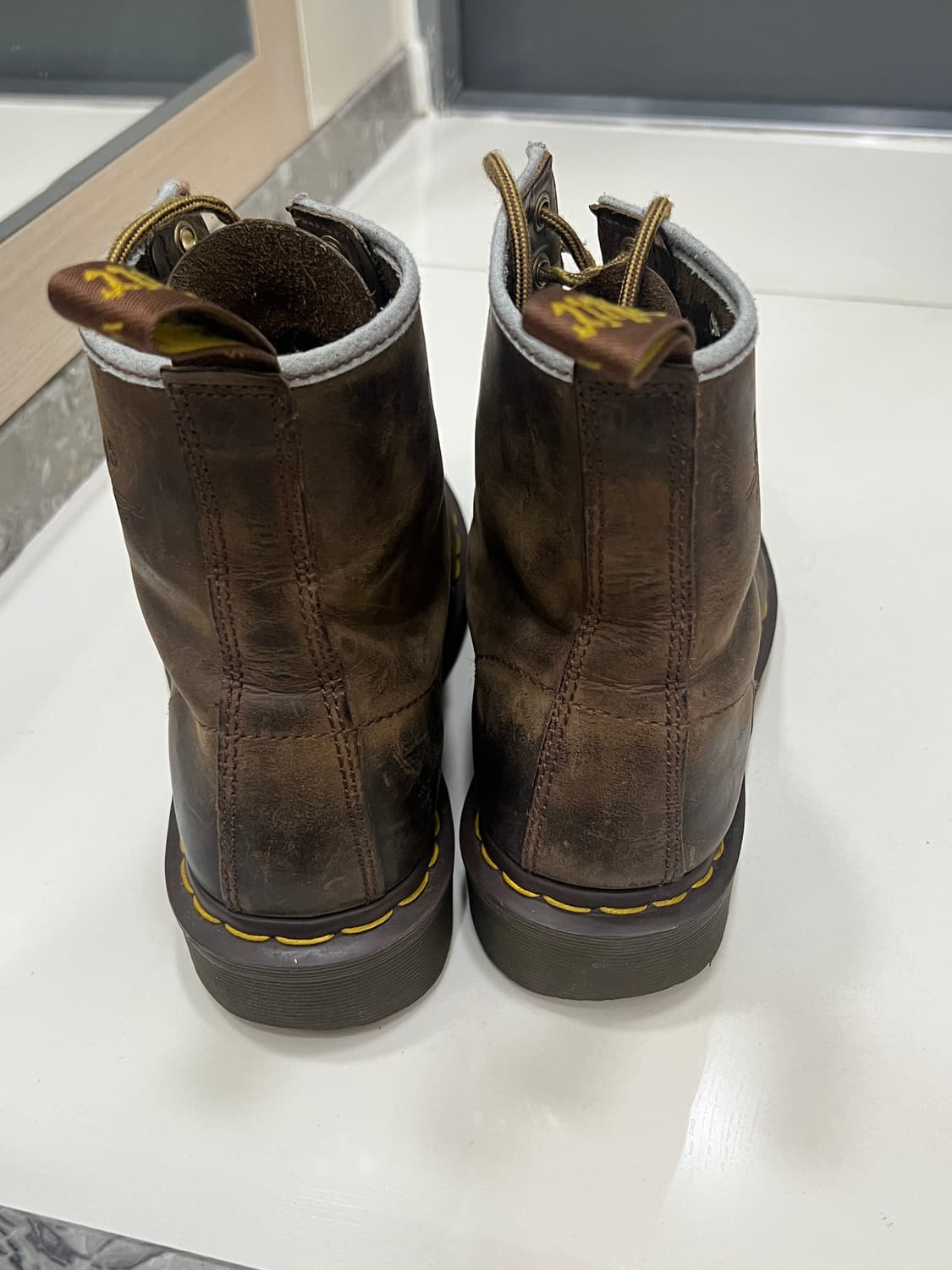 닥터마틴 1460 크레이지홀스 260 상품이미지4