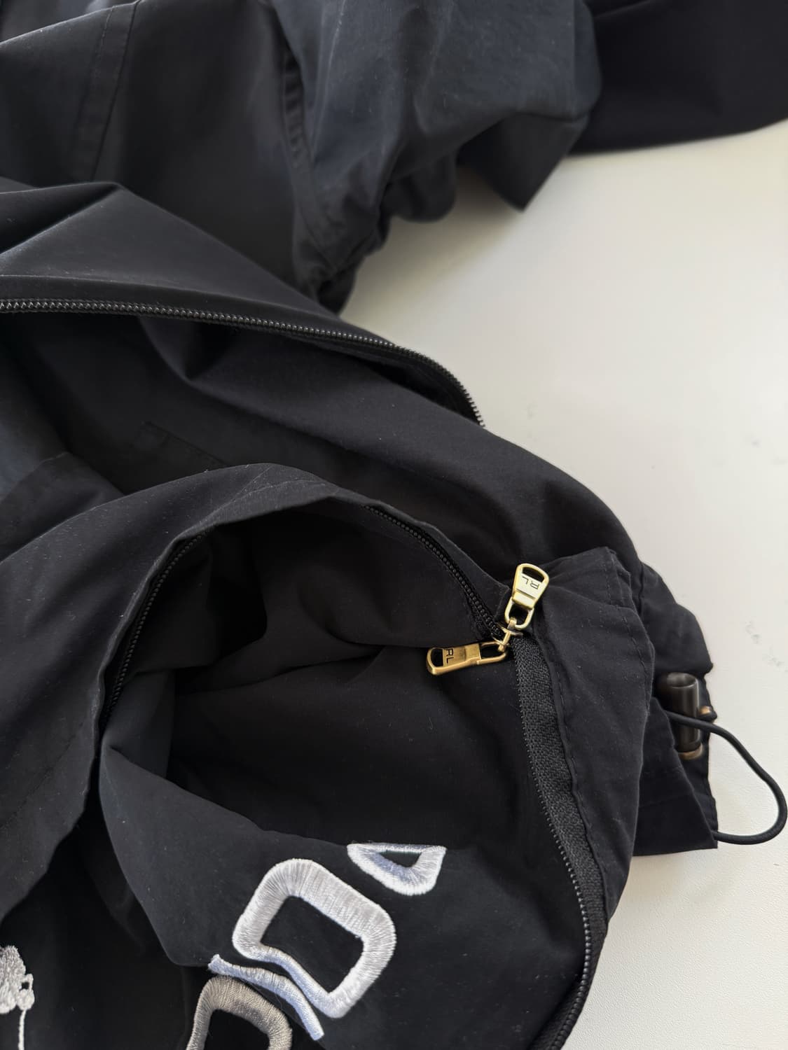 폴로 랄프로렌 루즈핏 폴리쉘 블랙 패커블 블루종 자켓 상품이미지9