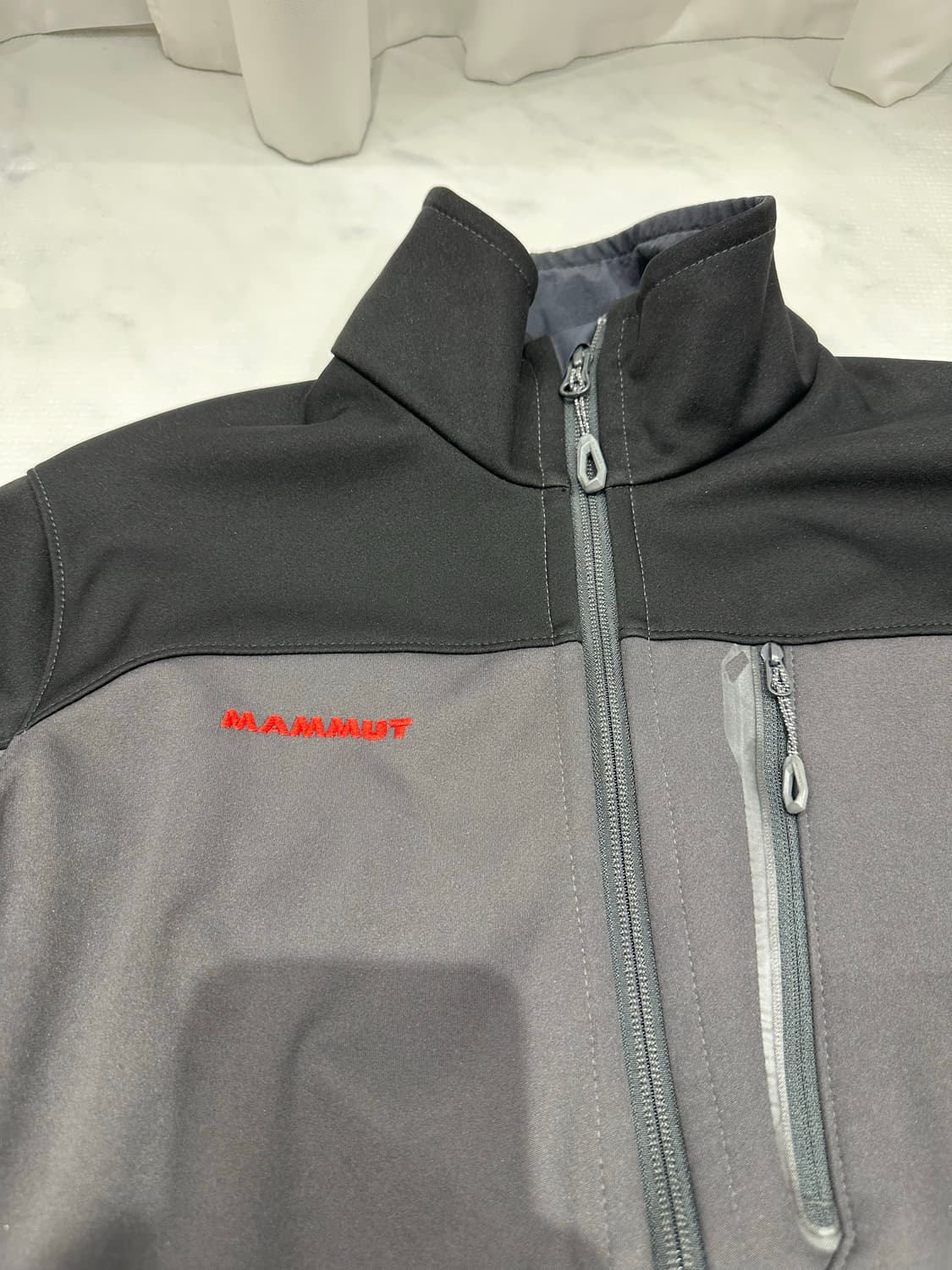 마무트 소프트쉘 윈드스토퍼 방풍 자켓 M 상품이미지2