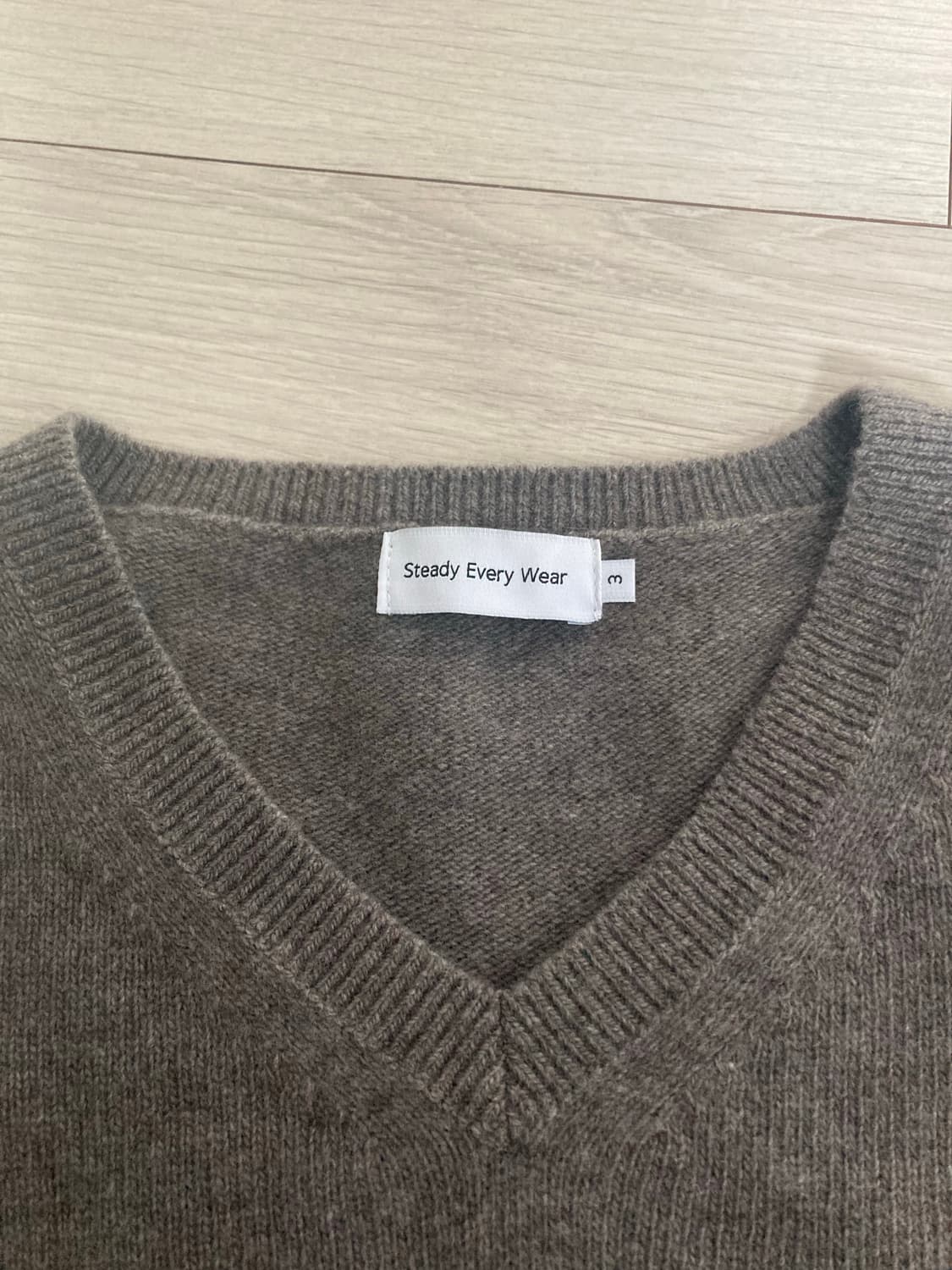 [3] 스테디에브리웨어 코지 울 캐시미어 브이넥 니트 코코아 상품이미지3