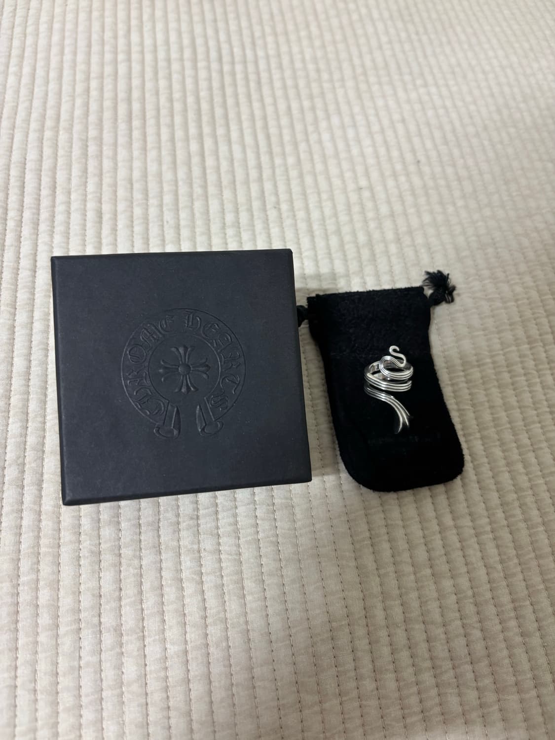 크롬하츠 크로스테일 스네이크링 판매 상품이미지1