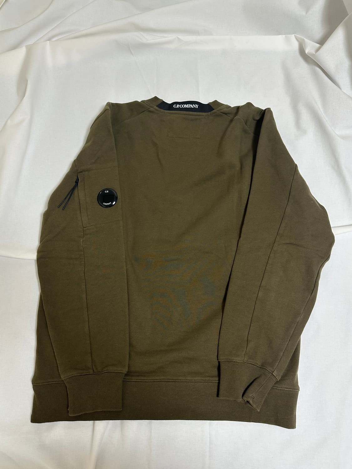 cp컴퍼니 맨투맨 xxl 상품이미지2