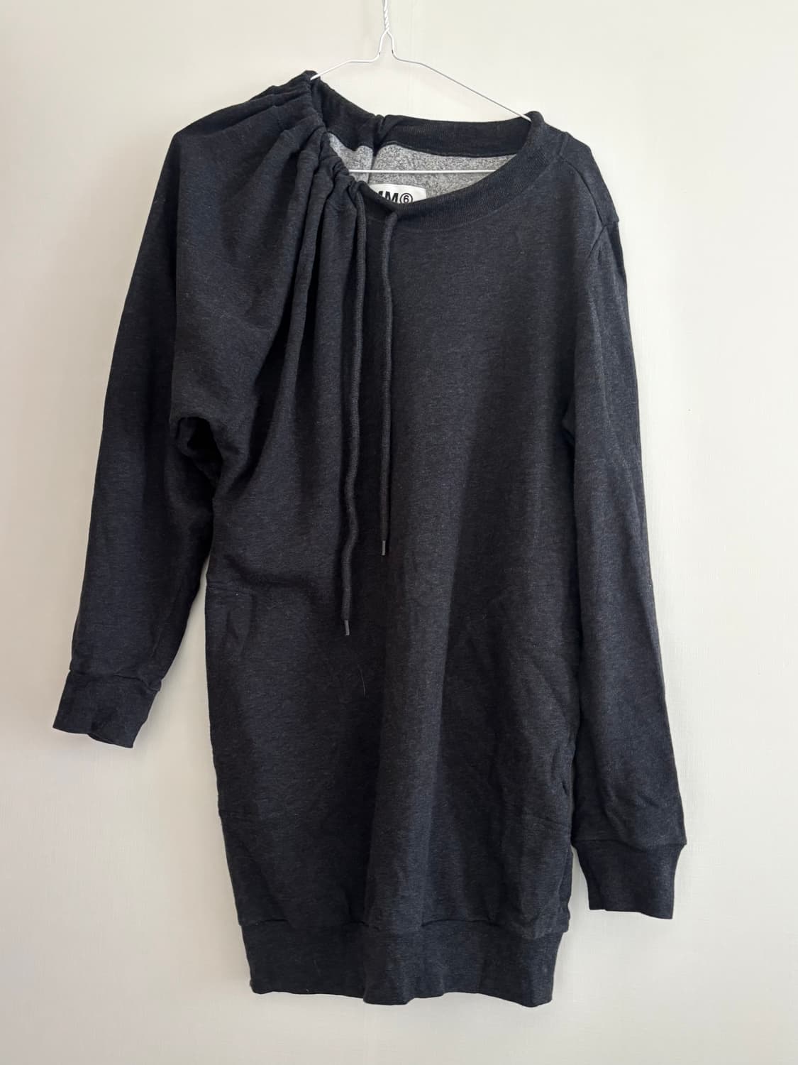 메종마르지엘라 챠콜 맨투맨 상품이미지1