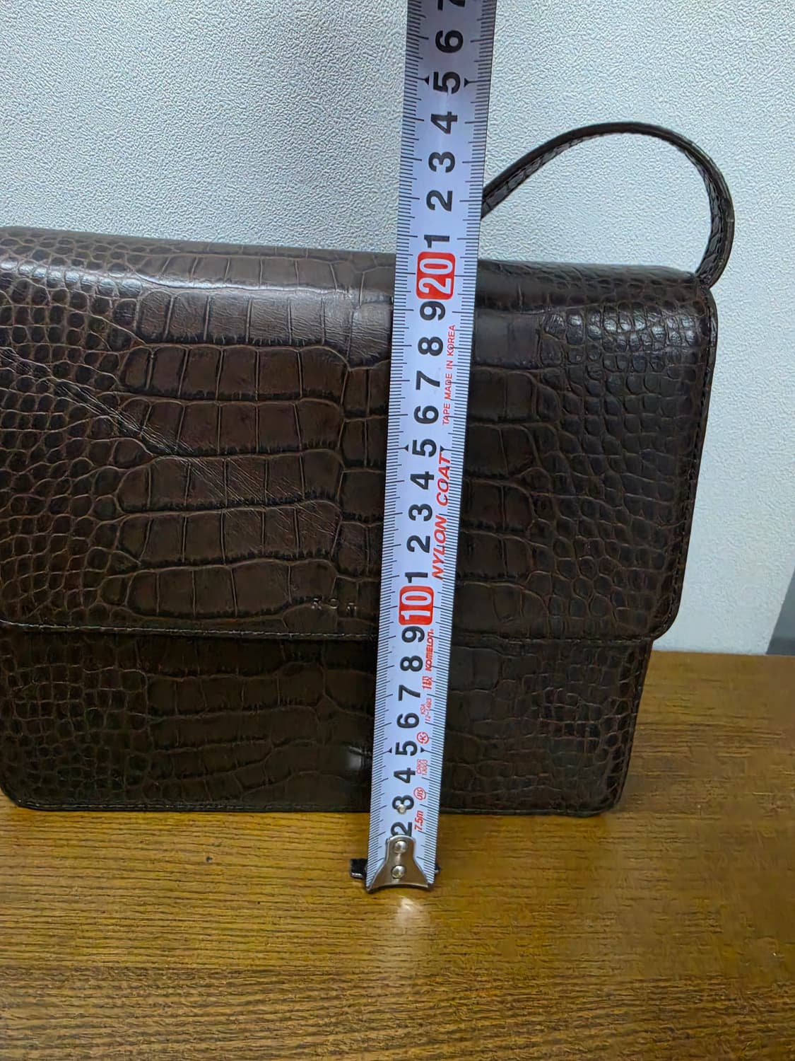 로서울 악어패턴 브라운 가죽 크로스백 상품이미지3