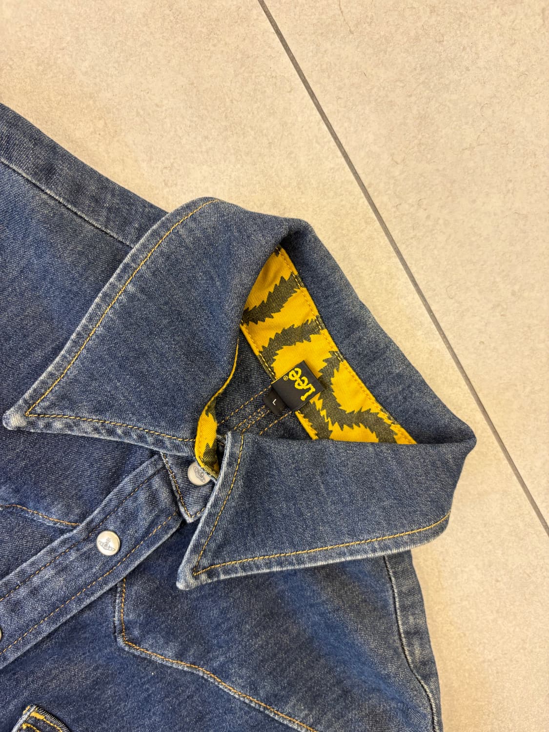 비비안 웨스트우드 x Lee 데님 셔츠 상품이미지5