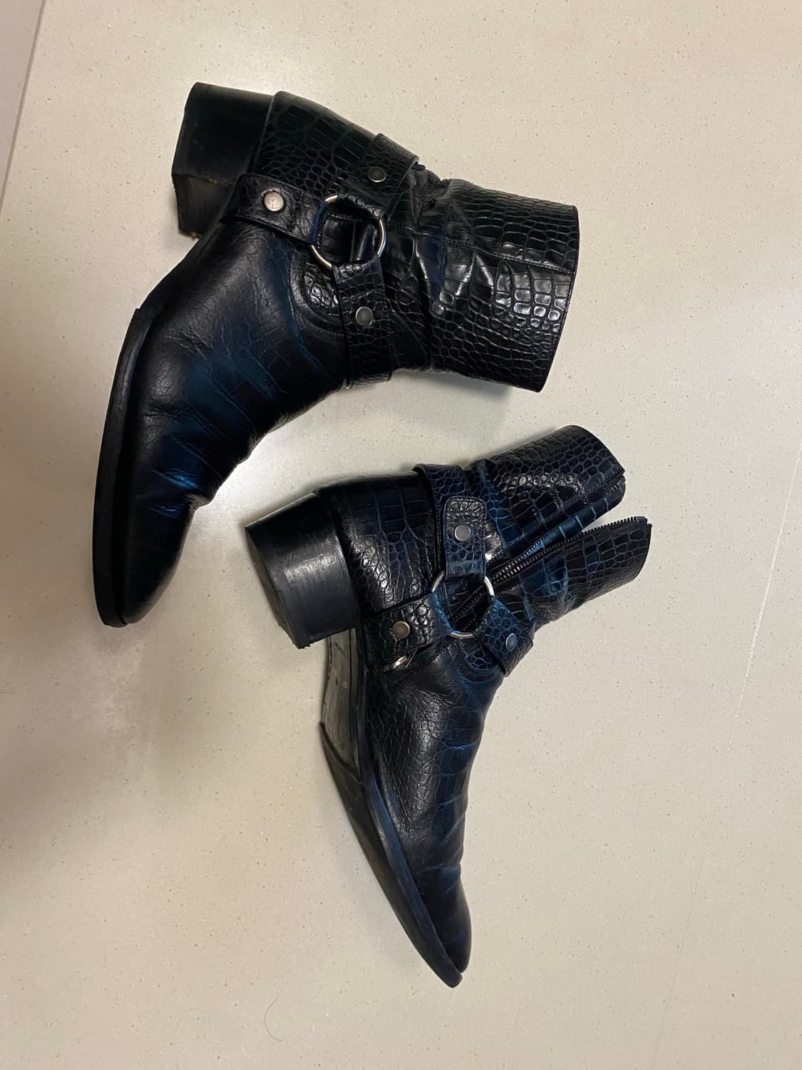 생로랑 와이어트 크로커다일 이팩트 상품이미지2