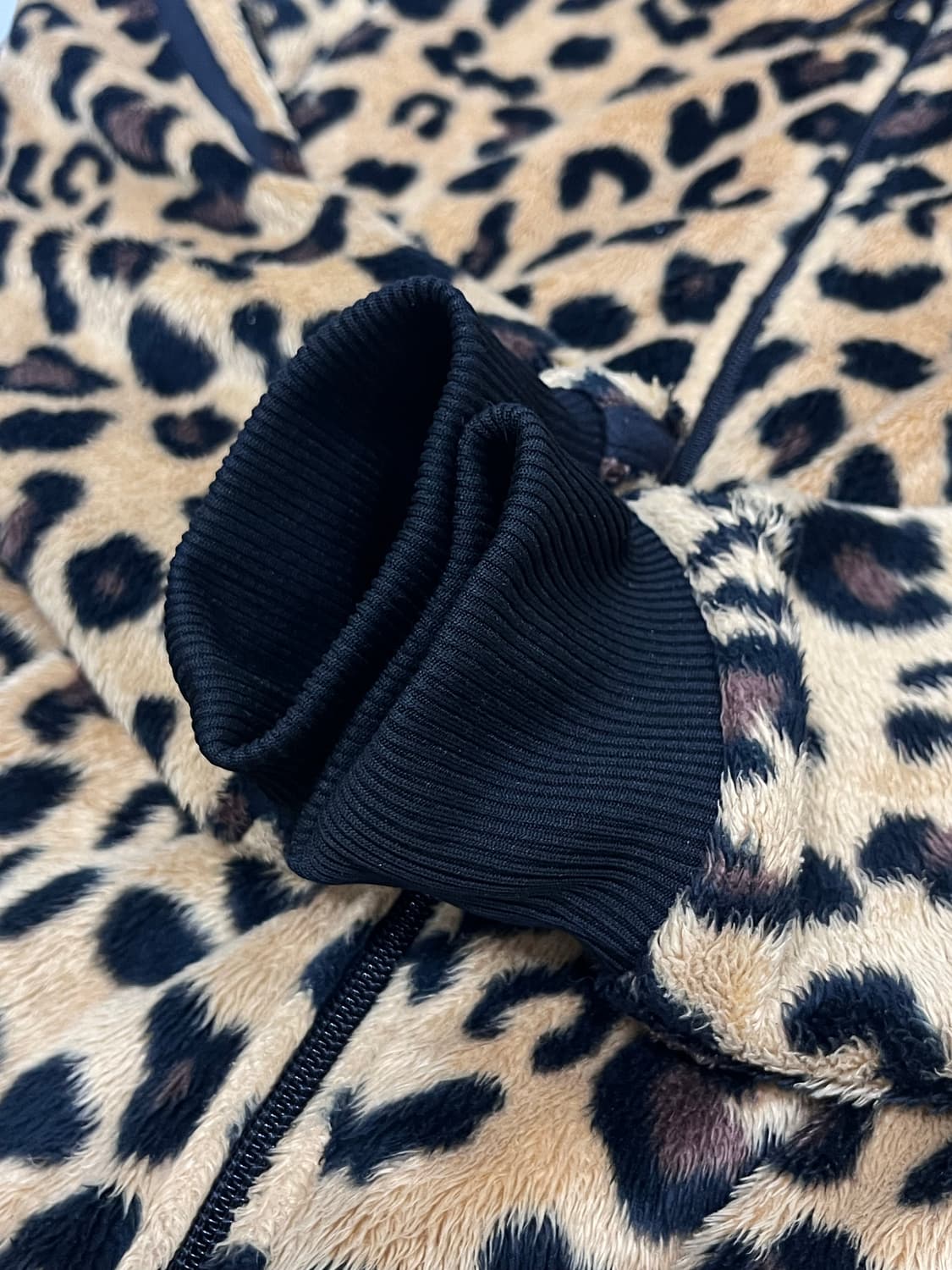 아디다스 레오파드 쉐르파 후드 집업 XL 상품이미지9