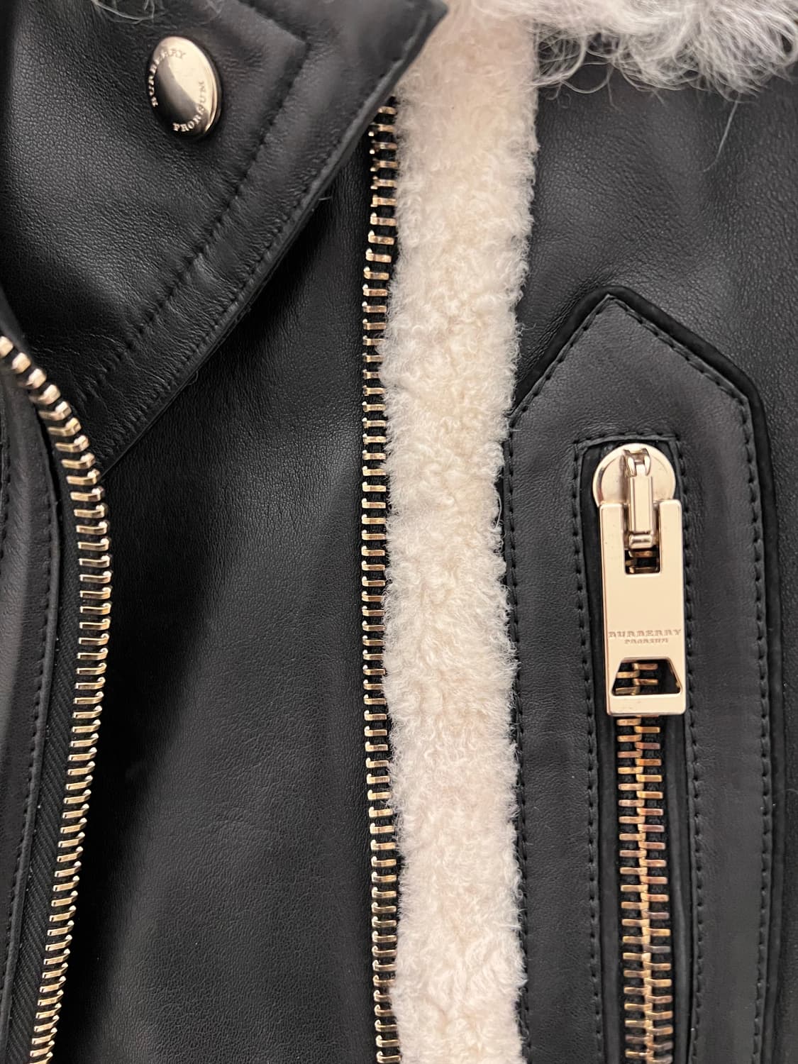 버버리 레더 무스탕 38 상품이미지8