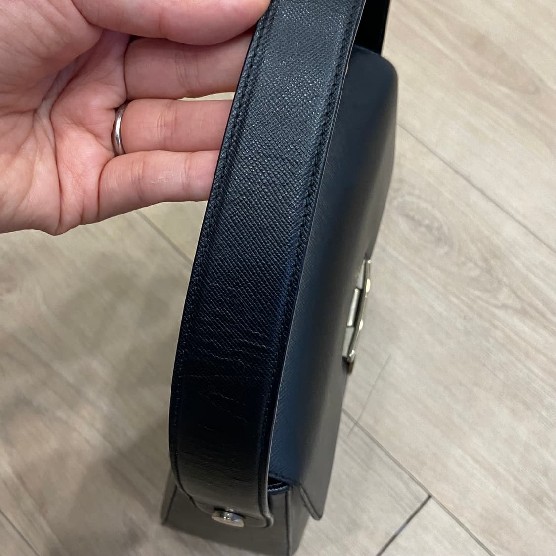 페라가모 미니 토트백 상품이미지10