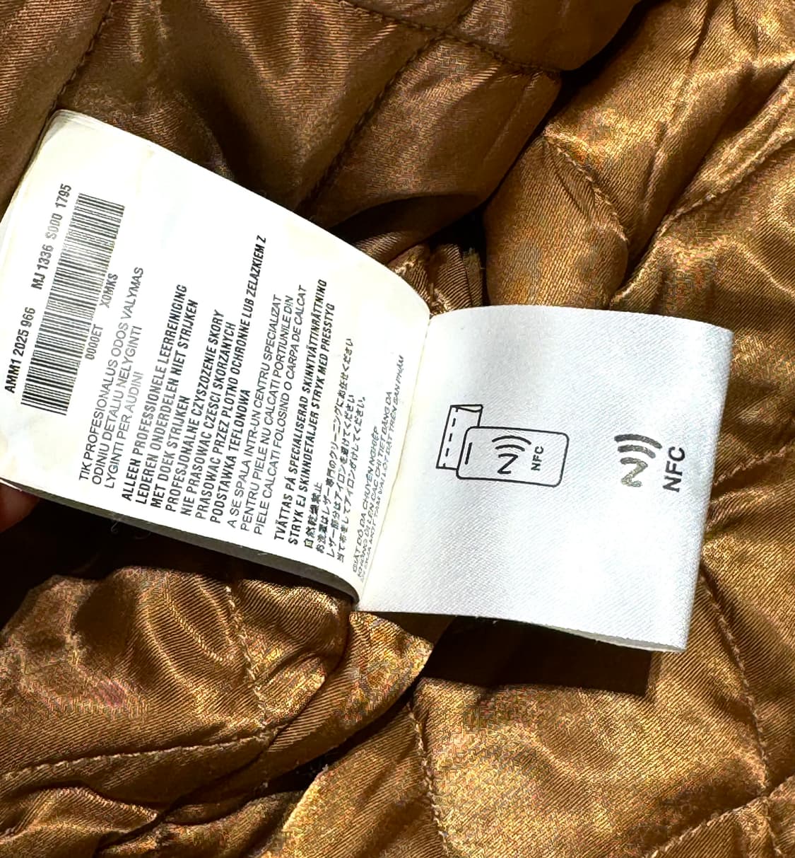 Miu Miu Corduroy Leather Collar Jacket 상품이미지10