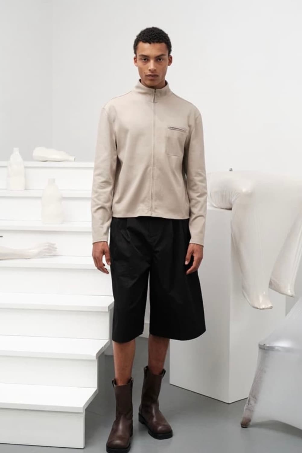 아모멘토 투턱 와이드 쇼츠 차콜 L 상품이미지7