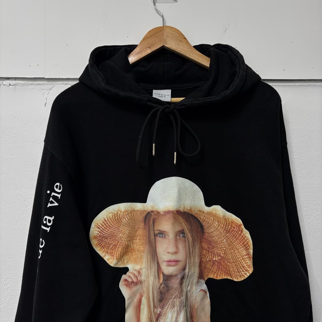 아크메드라비 블랙 프린팅 후드티 상품이미지2