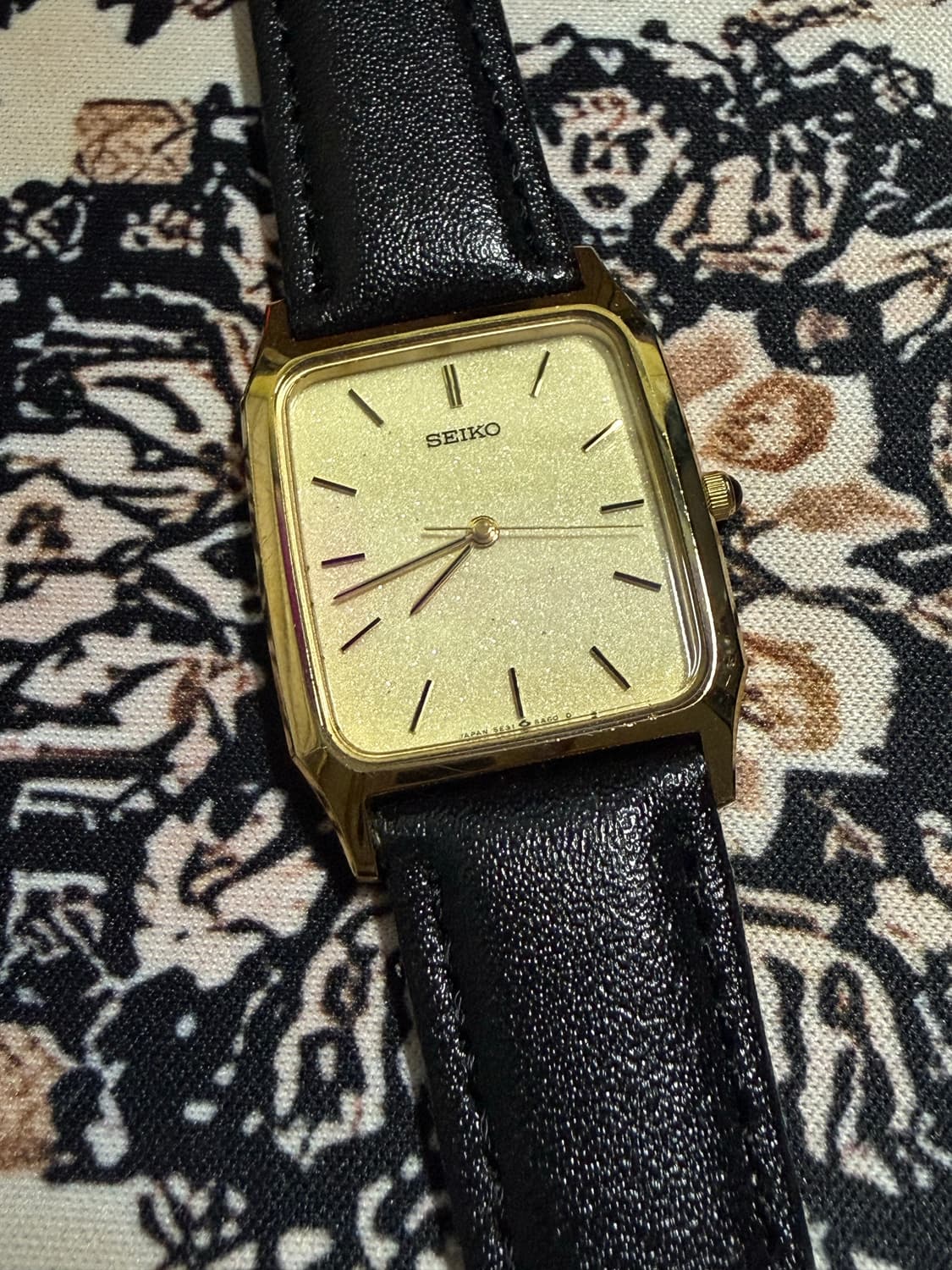 SEIKO 빈티지 쿼츠 시계 상품이미지2