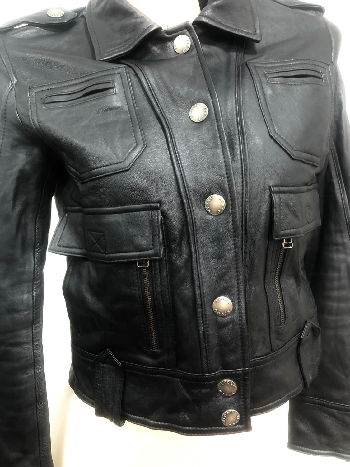 black lambskin button leather jacket 상품이미지4