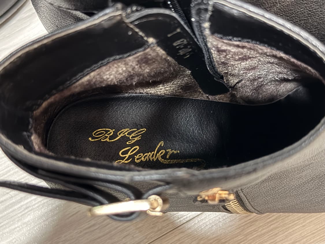 갸루 블랙 레더 앵클 벨트 힐 부츠 상품이미지5