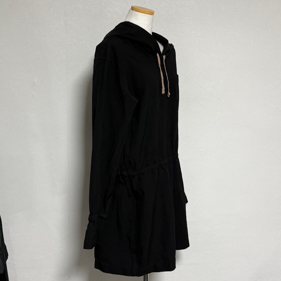 13aw 꼼데가르송 옴므플러스 축융폴리 롱후드 s 상품이미지2