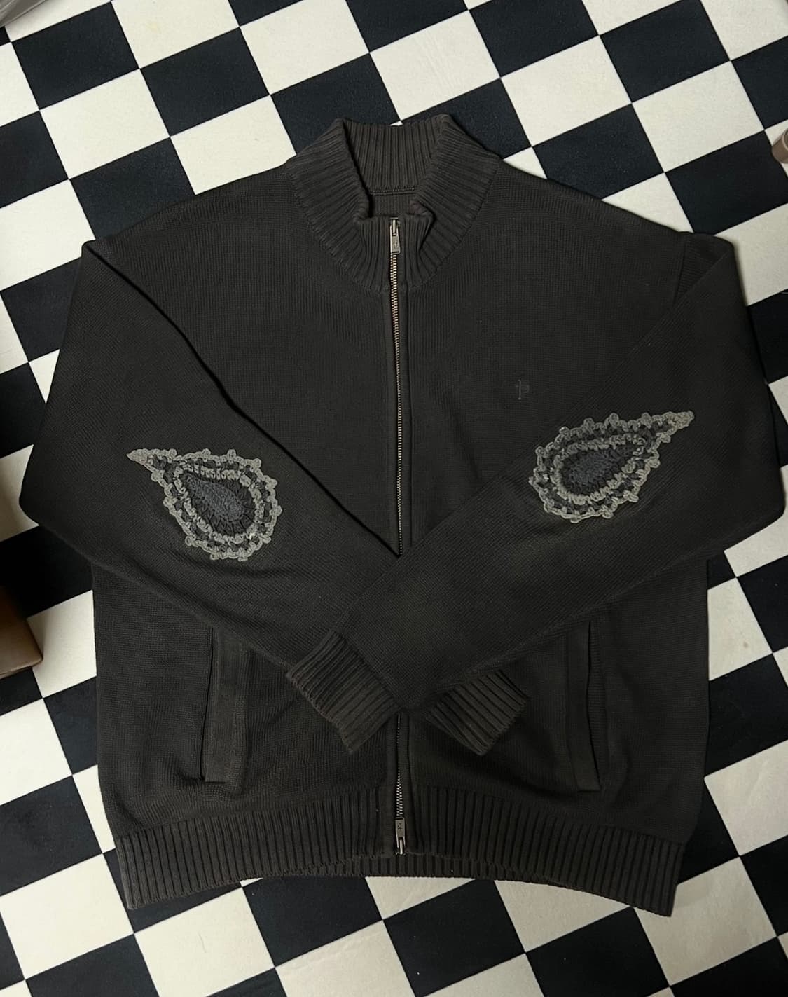 [3] 폴리테루 트랙 니트 집업 차콜 상품이미지1