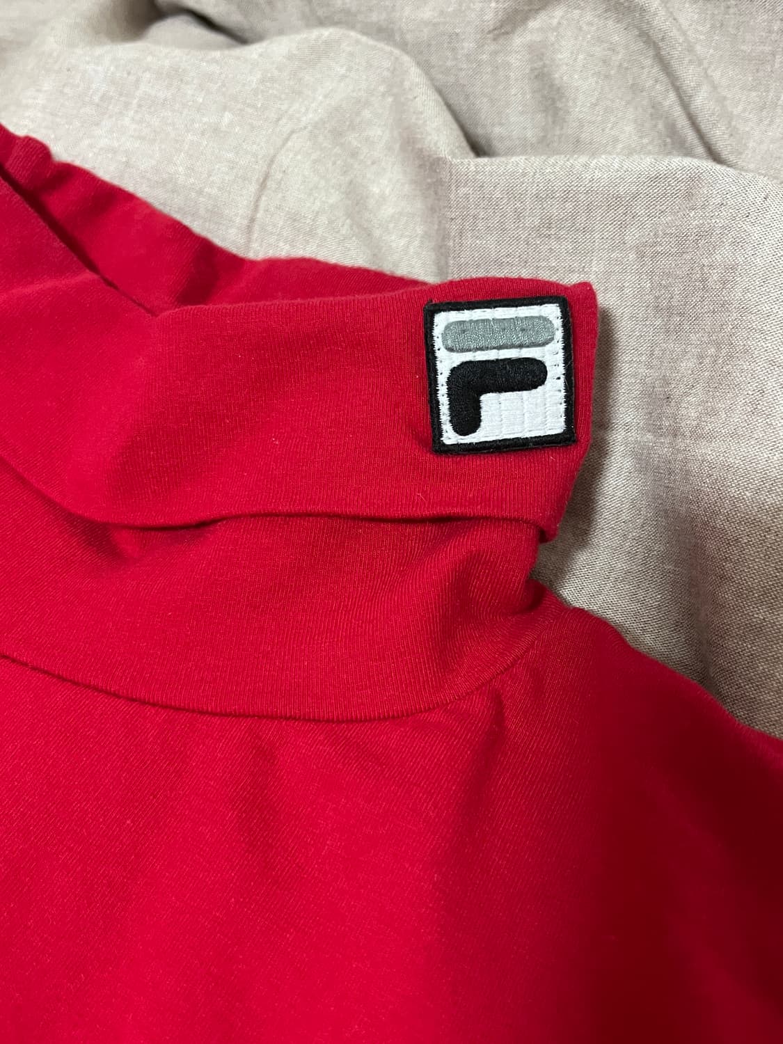 고샤루브친스키 휠라 하이넥 롱슬리브 상품이미지3