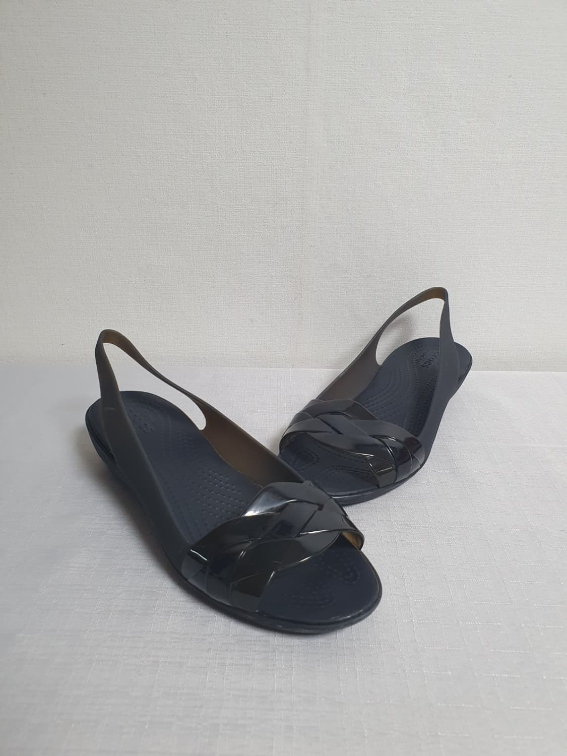 240mm 크록스 슬링백 이사벨라 미니웨지 샌들 블랙 W7 상품이미지6