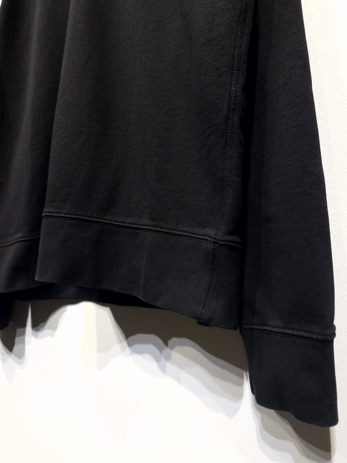 아르켓 ARKET 맨투맨 블랙_L 상품이미지4