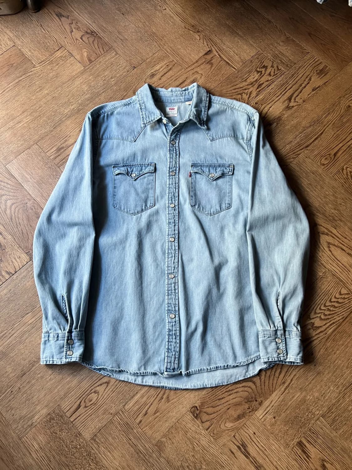 [L]리바이스 버튼다운 웨스턴 데님 셔츠 상품이미지1