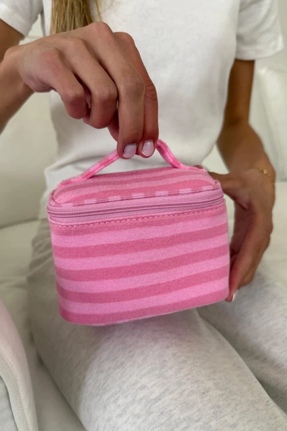 브랜디멜빌 핑크 스트라이프 파우치 STRIPES MAKEUP BAG 상품이미지1