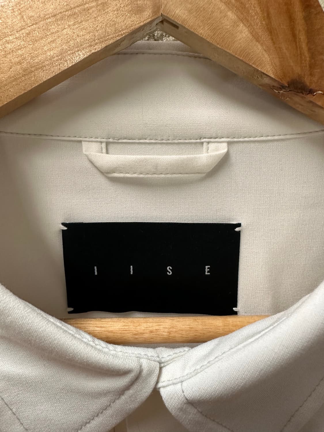 (L)이세 디테일 오버핏 셔츠 화이트 상품이미지5