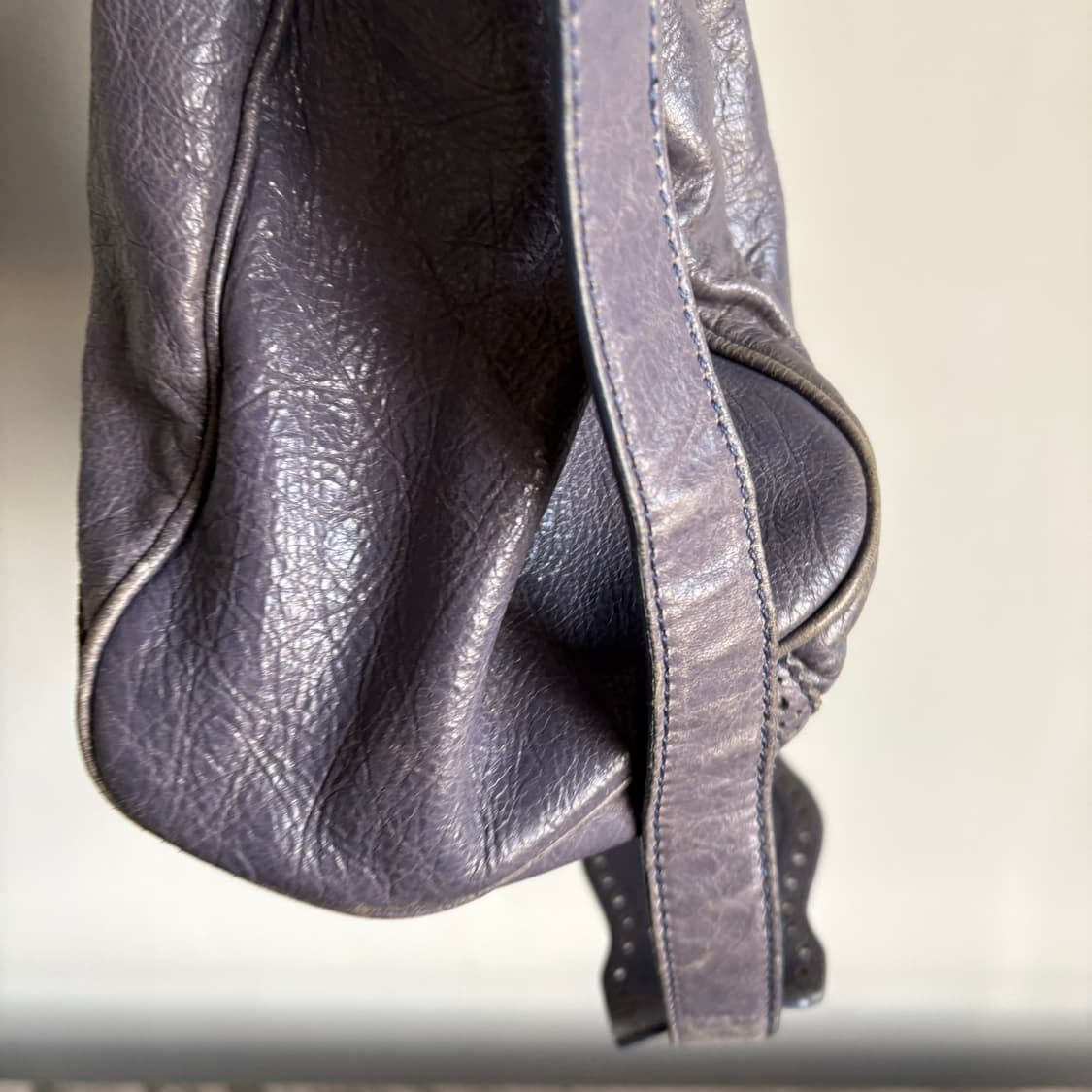 발렌시아가 벨로 모터백 퍼플 상품이미지5