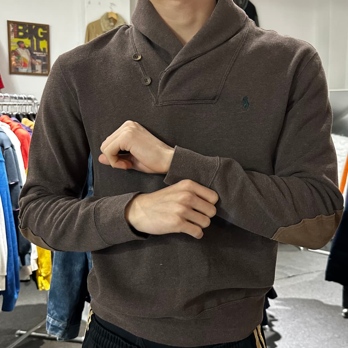 폴로 랄프로렌 브라운 엘보우패치 숄카라 니트 상품이미지3