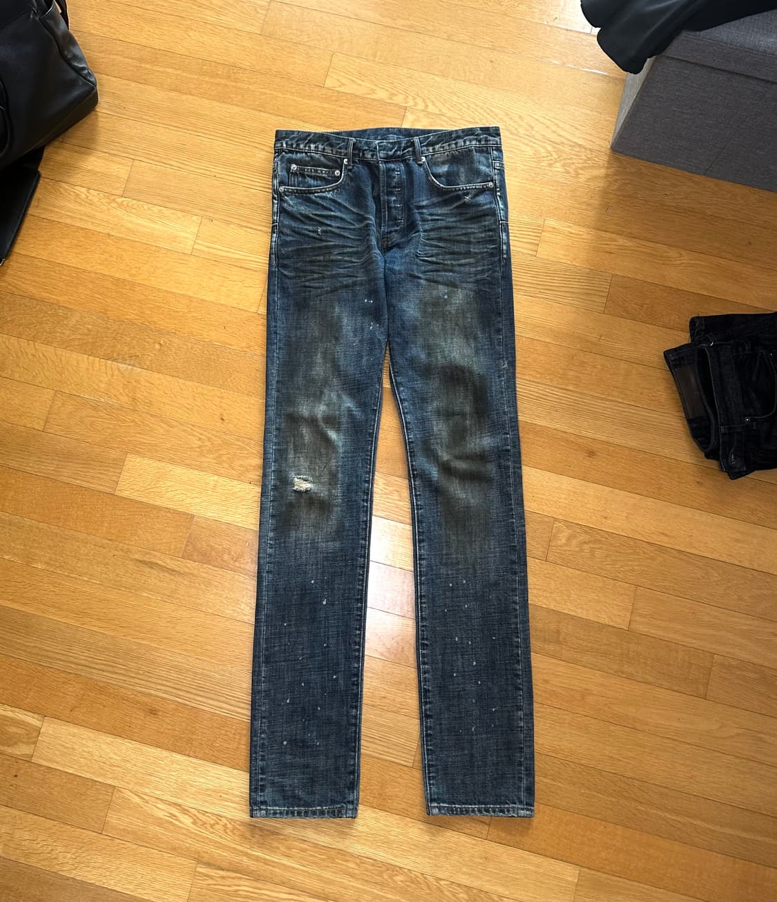 디올 옴므 11fw 더티 오일 워싱 진 상품이미지1