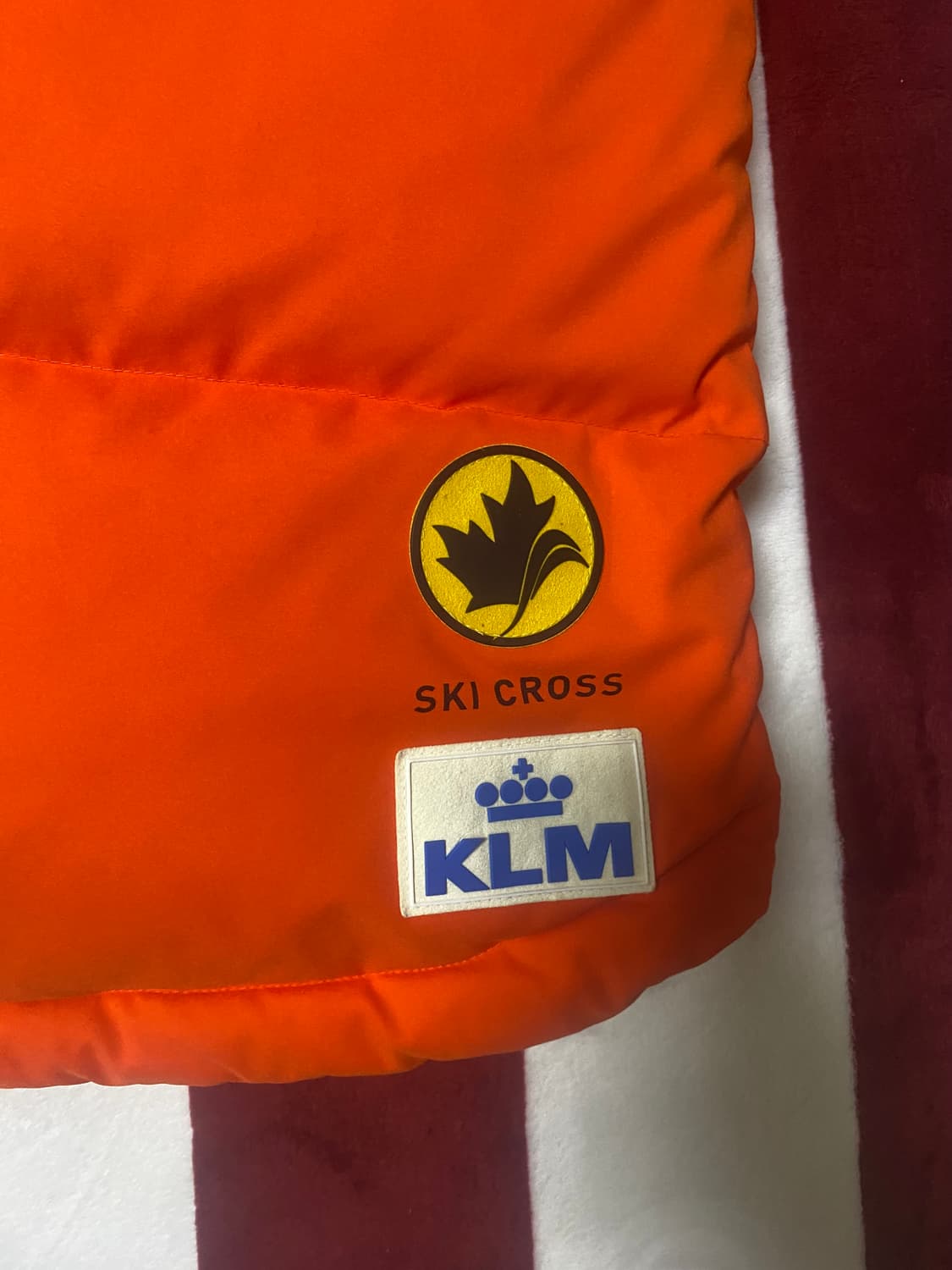 데상트 아우디 스키팀 패딩조끼 상품이미지9