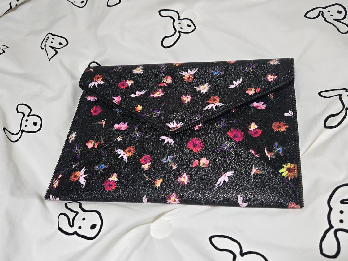 레베카밍코프 클러치 상품이미지1