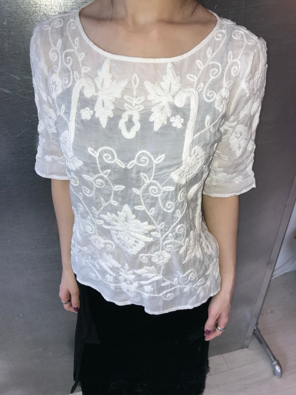 ⊹ Zara Embroidered Tee 상품이미지4