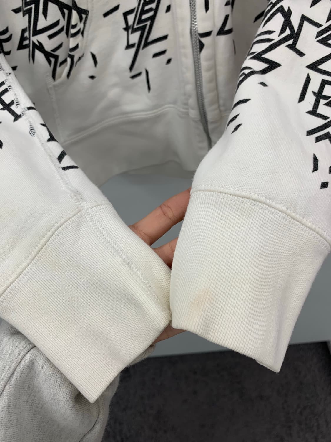 디젤 프린팅 후드집업 상품이미지9