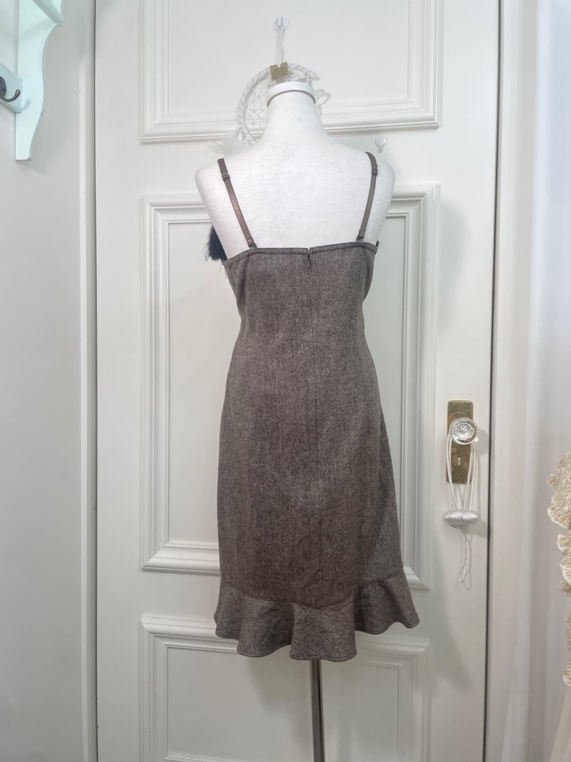 brown bust fur shirring ruffle opc 상품이미지3