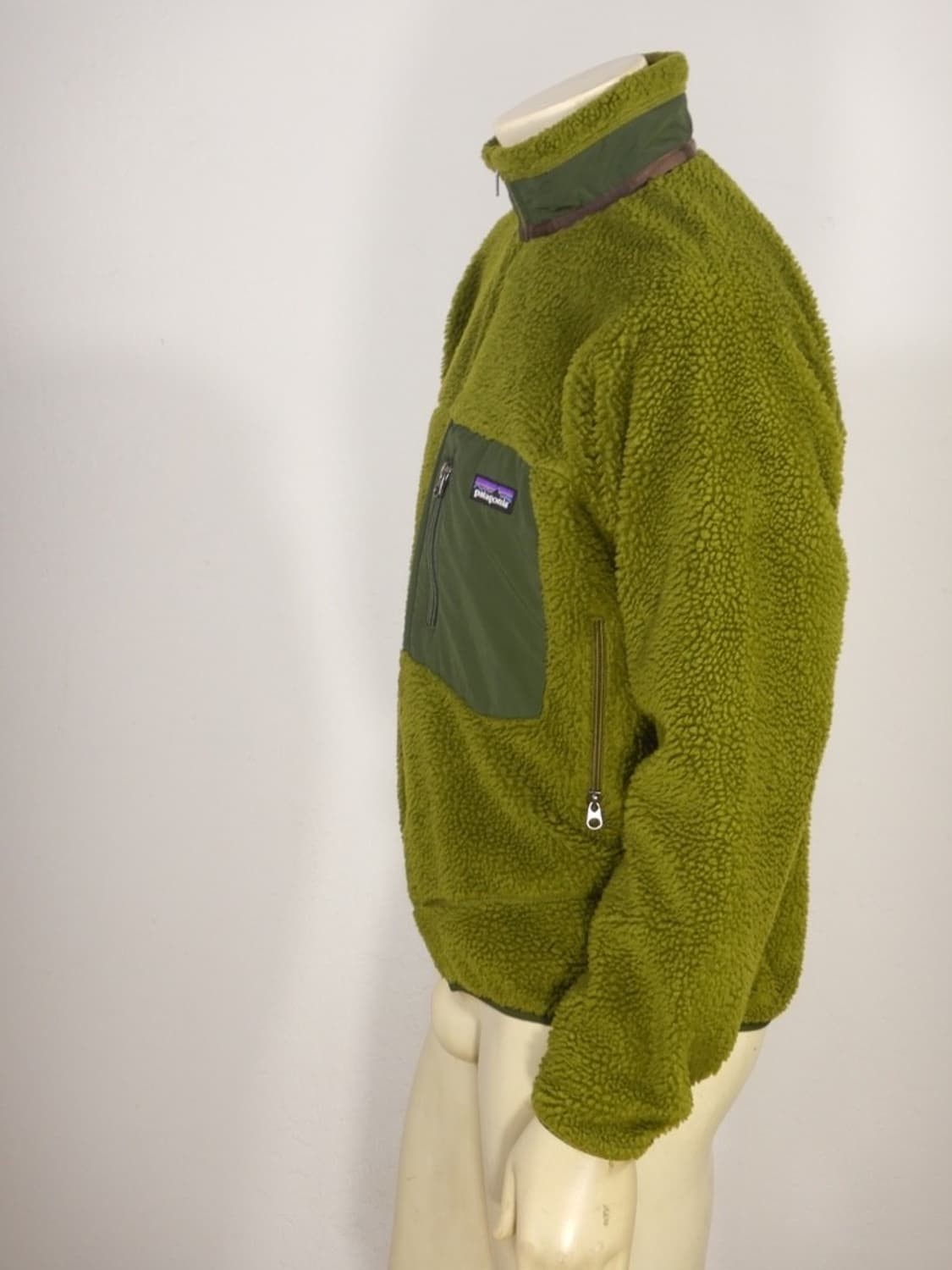 13FW 파타고니아 클래식 레트로-X 올리브/카키 콜롬비아 상품이미지2