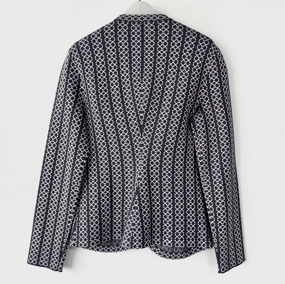 엠포리오 아르마니 24 자카드 니트 자켓 상품이미지7