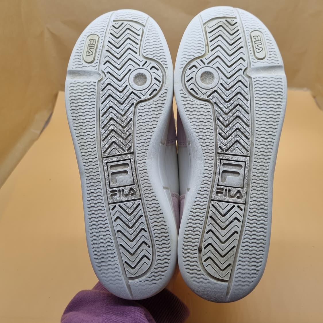 휠라 펑키테니스 운동화250  상품이미지3