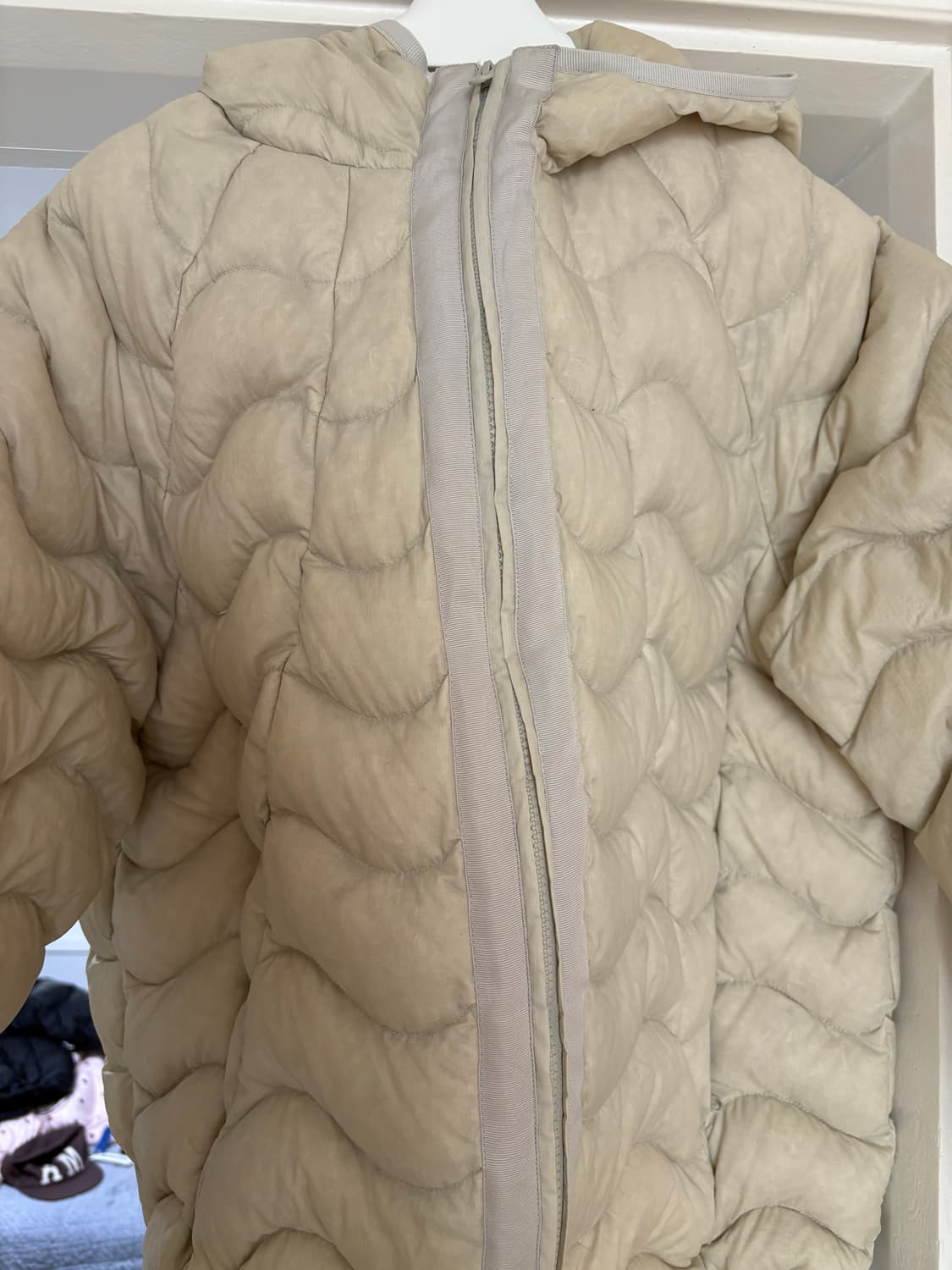 더콜디스트 경량패딩 팔아요 상품이미지2