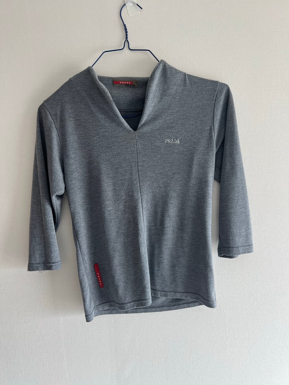 Prada sport V-neck Tee 상품이미지1