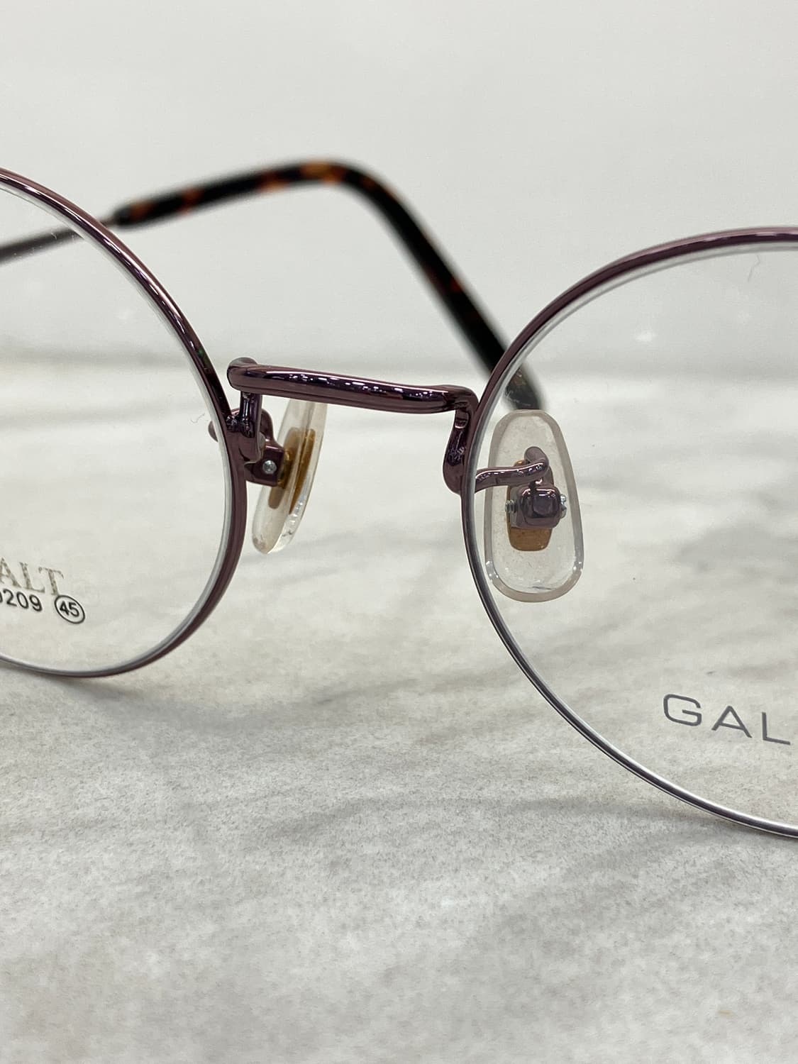 B38 갤랑 GALLAN 유광 퍼플 라운드 메탈테 안경 상품이미지5