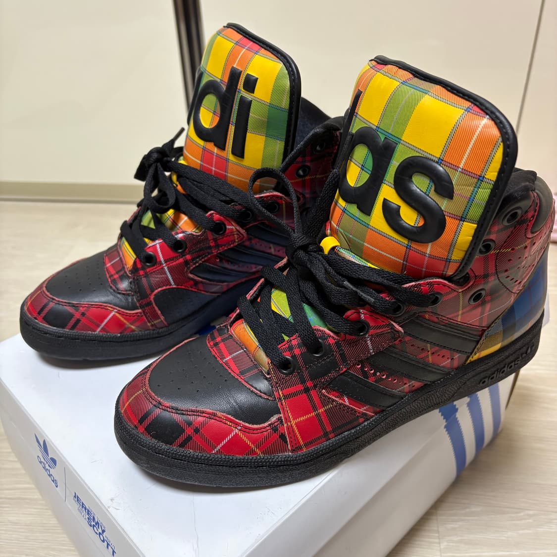 제레미스캇 인스팅스 하이 체크블랙레드 uk8 상품이미지2